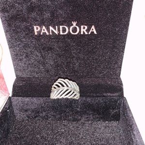 Pandora light feather ring